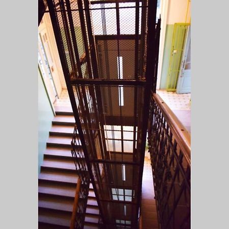 Cosy Apartment Just Next To Parliament ブダペスト エクステリア 写真